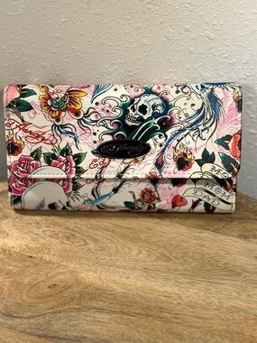 Ed Hardy White Tattoo Floral Skull Clutch Wallet NWT
